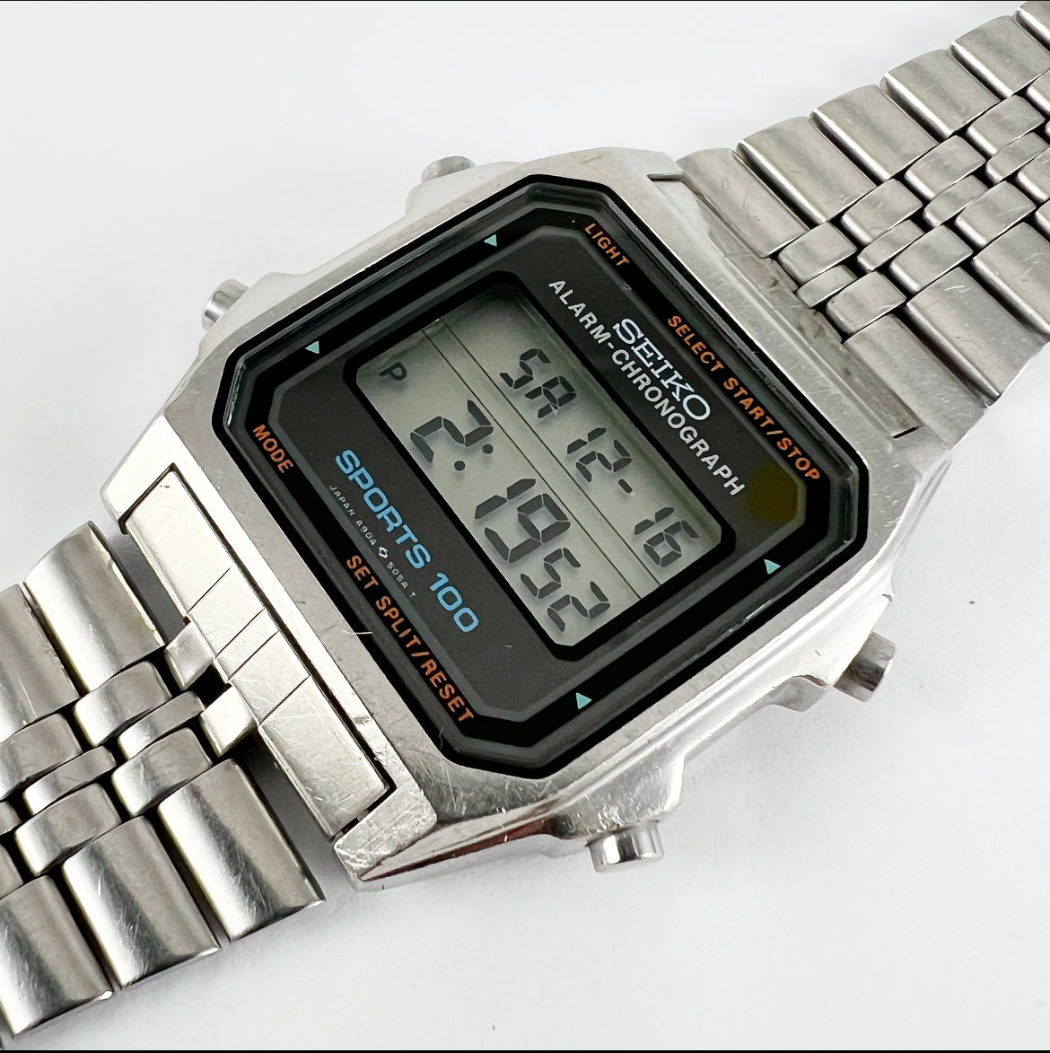 Seiko sport 100 clearance digital