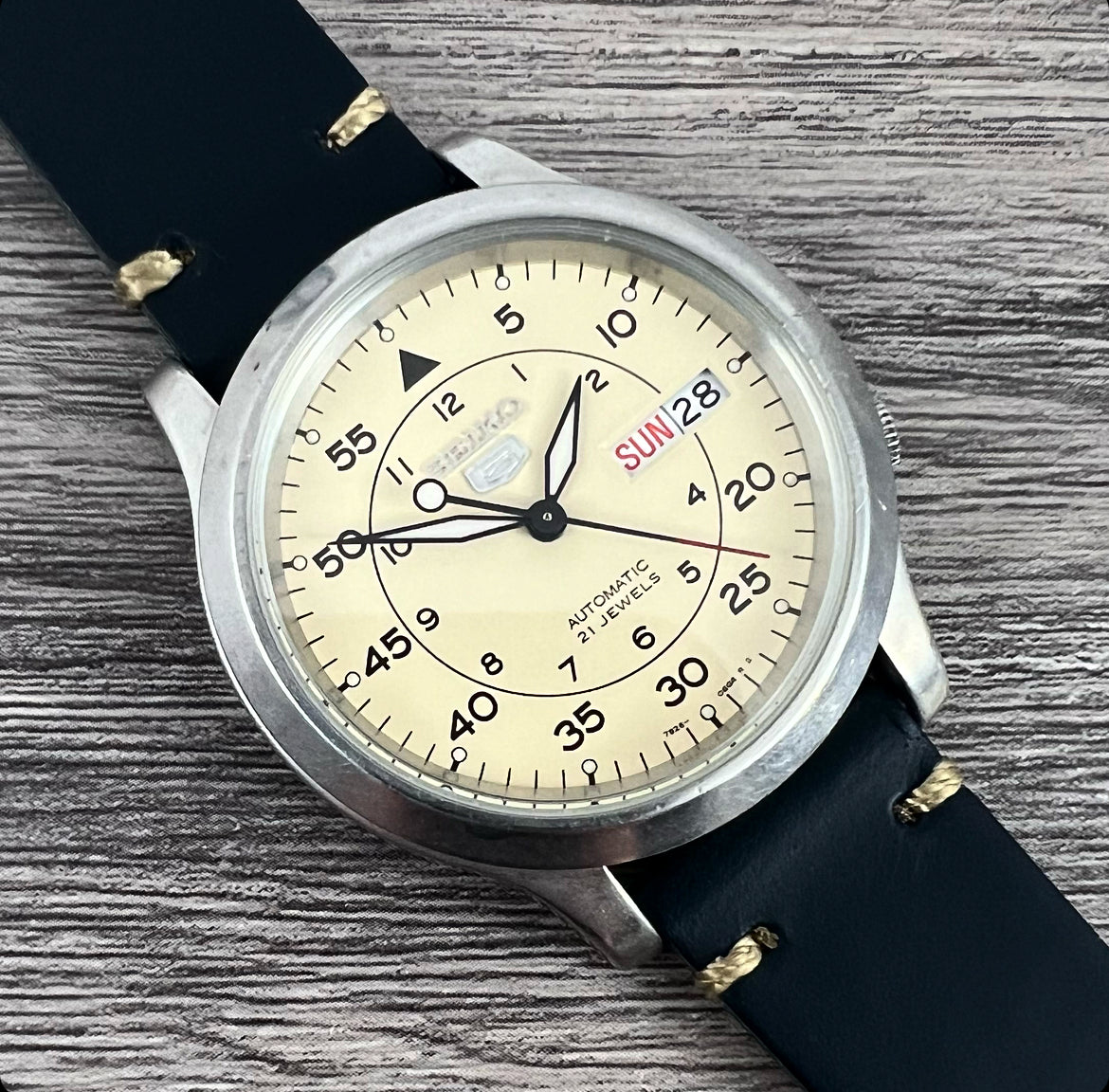 SEIKO(セイコー) SEIKO5 7S26-02J0 黒文字盤 デイデイト 自動巻き