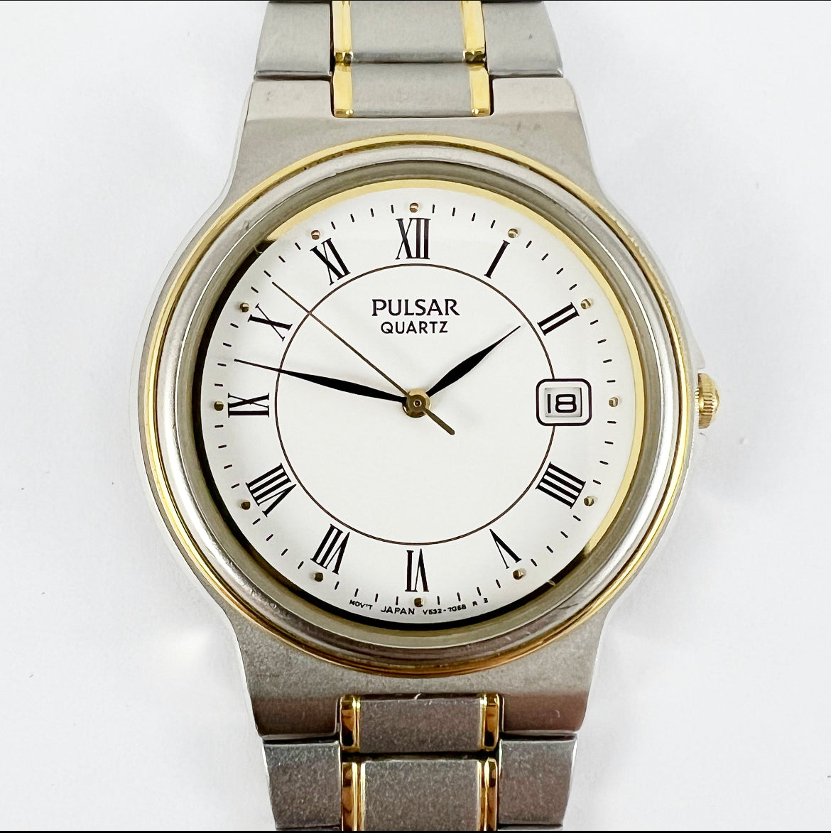 Pulsar quartz watch on sale price