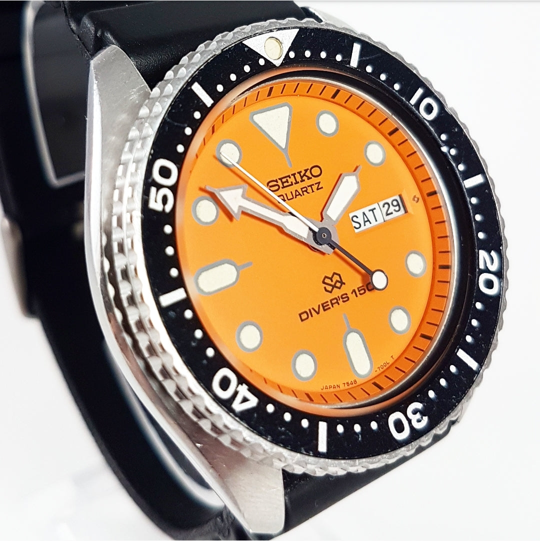SEIKO トランジスタ 掛時計 TA538 オレンジ 四角形 幅32cm インテリア小物 SEIKO トランジスタ 掛時計 TA538 オレンジ 四角形 幅32cm