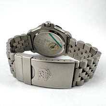 1997 Tag Heuer Professional Formula 1 Quartz Unisex WA1219 New Old Stock (Full Set)