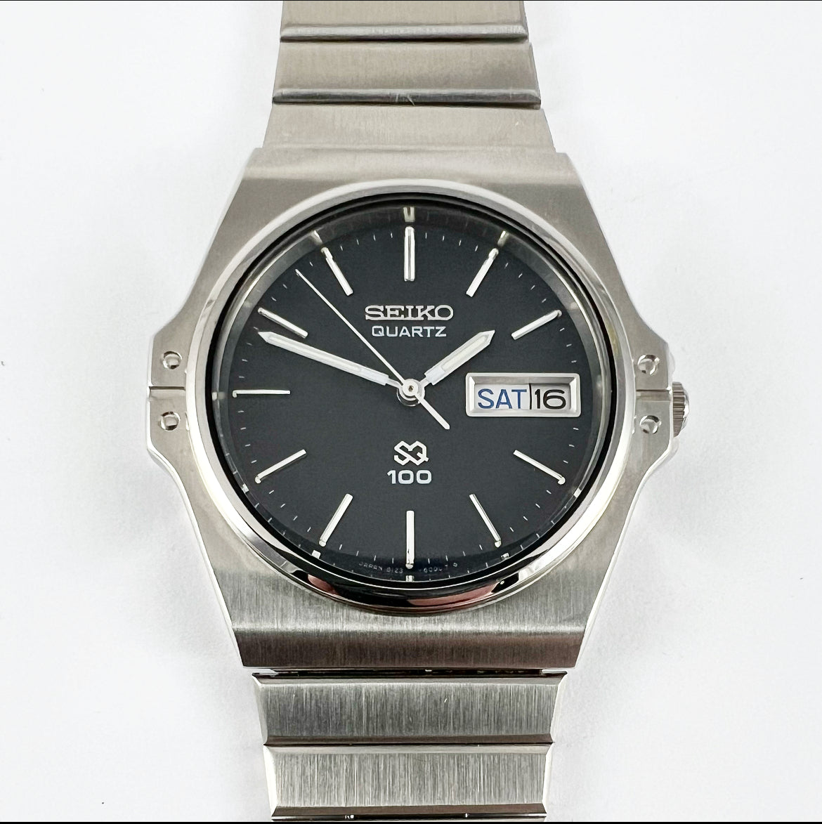 1982 Seiko SQ 100 8123-6000 ‘Nautilus’ Quartz – Mornington Watches