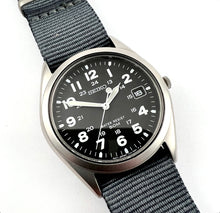 2000 Seiko 7N42-8070 Military Quartz