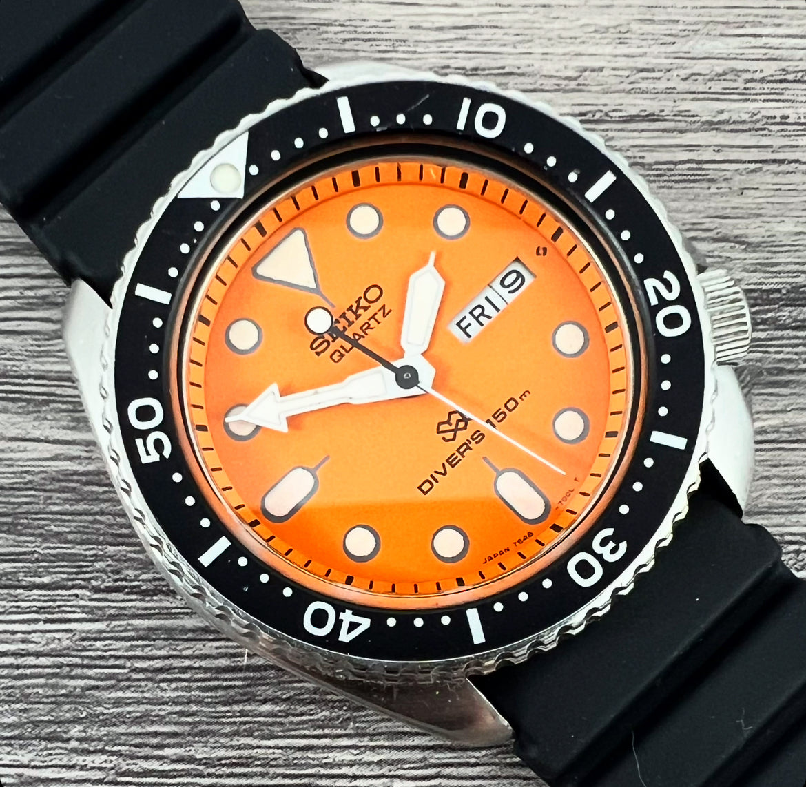 Seiko quartz shop diver 150m