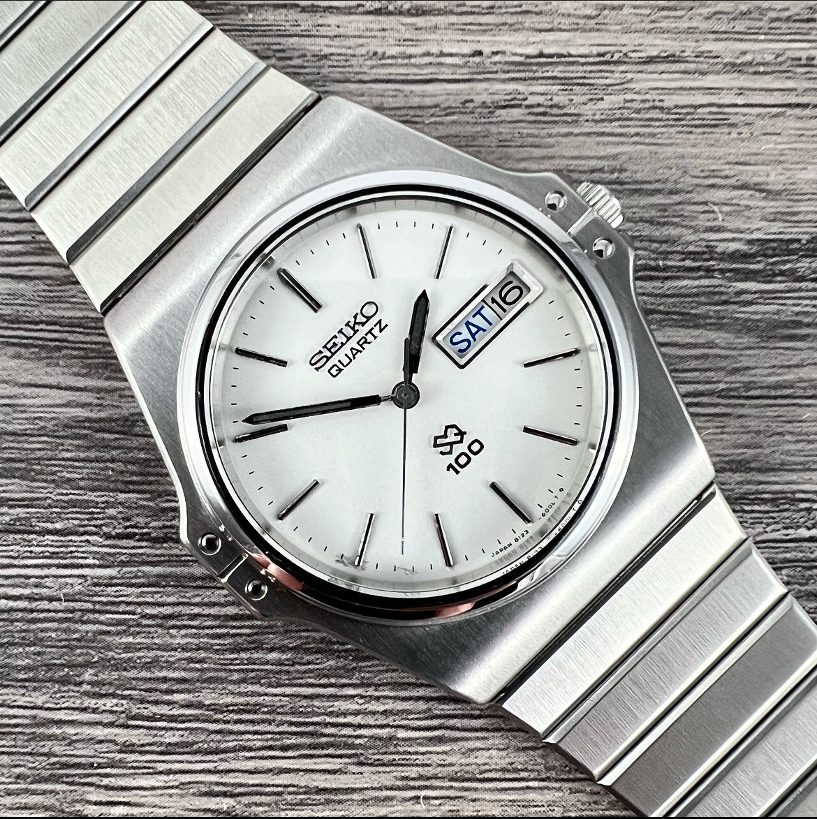 1982 Seiko SQ 100 8123-6000 'Nautilus' Quartz – Mornington Watches
