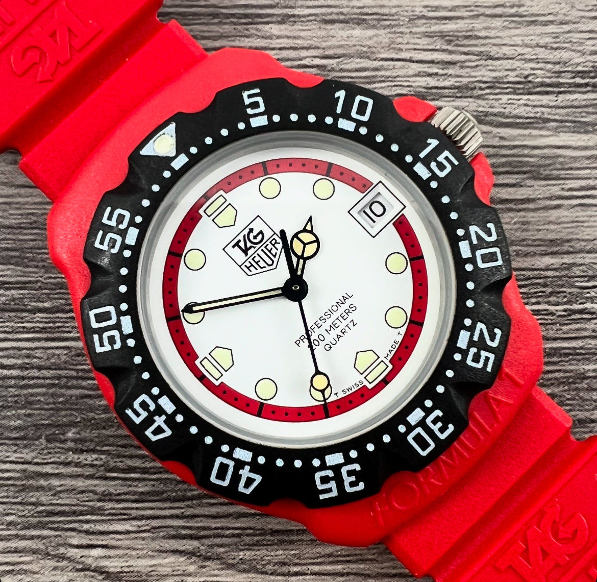 1989 Tag Heuer Professional Formula 1 Quartz Unisex 385.513/1 NOS