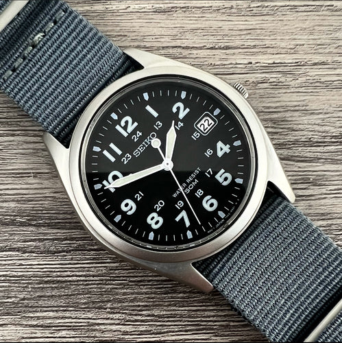 2000 Seiko 7N42-8070 Military Quartz