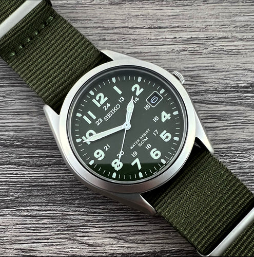 1997 Seiko 7N42-8070 Military Quartz