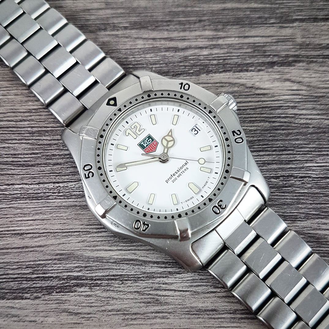 2000s Tag Heuer 2000 Professional Quartz Midsize – Mornington Watches