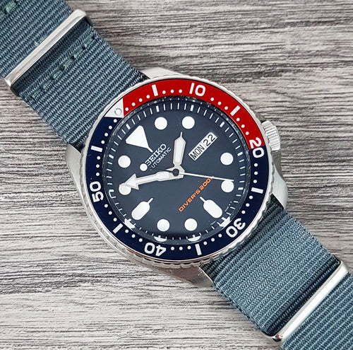 Seiko SKX009 7S26-0020 Automatic Diver