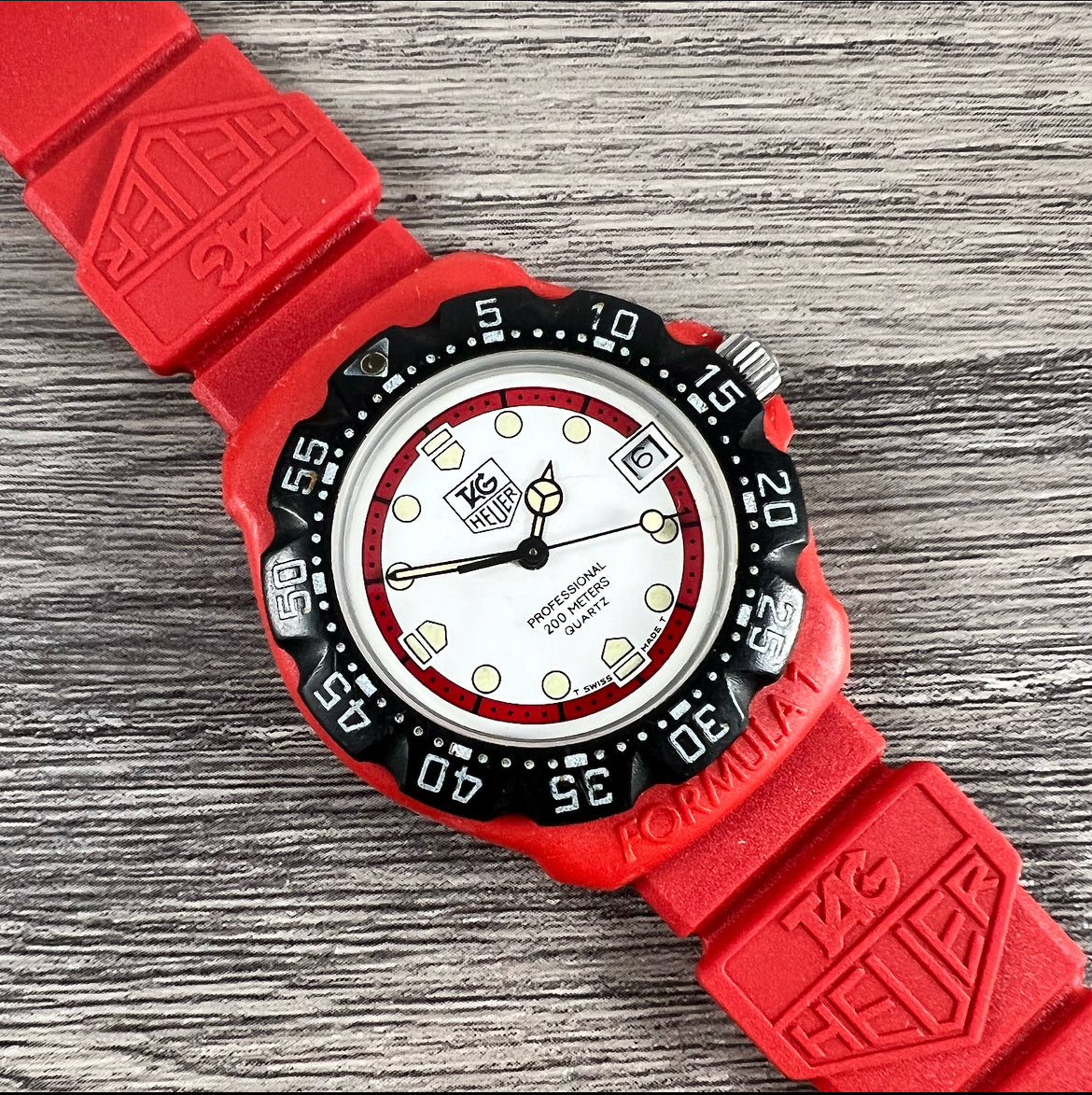 ＼半額SALE／ Tag 1980s Heuer 385.513 Quartz 1 Formula Professional 時計