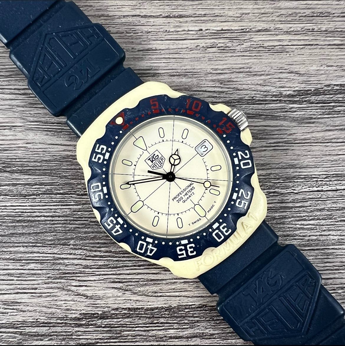 1990s Tag Heuer Professional Formula 1 Quartz Unisex 387.513/1